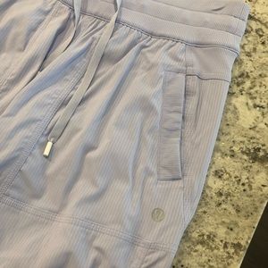 New LuLuLemon Dance Studio Pants - 4